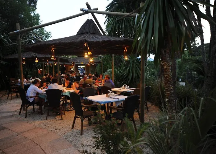 리조트 Village Rosselba Le Palme